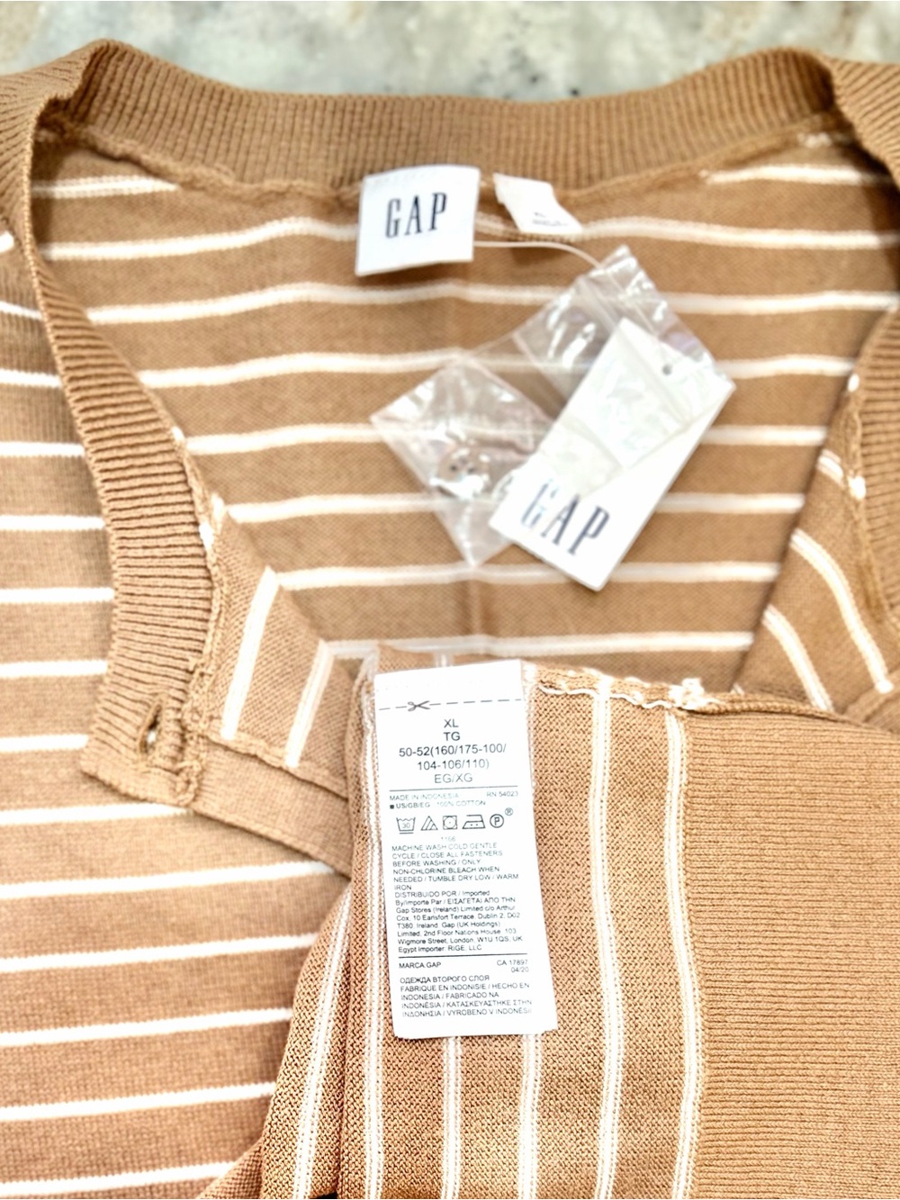 NWT! 100% Cotton GAP Sweater - Picture 5 of 6